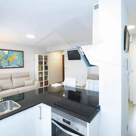 Mirador Al Puerto By Silastur Lastres